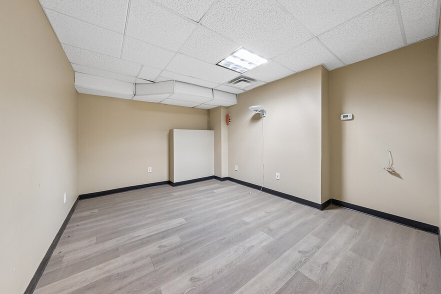 More Photos Of 175 Cedar Ln, Teaneck Medical For Lease