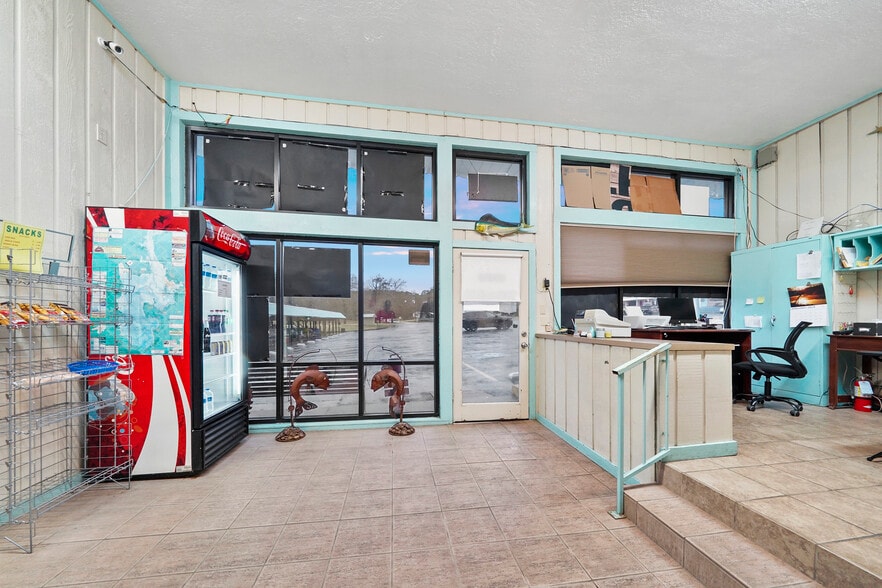 More Photos Of , Onalaska Unknown For Sale