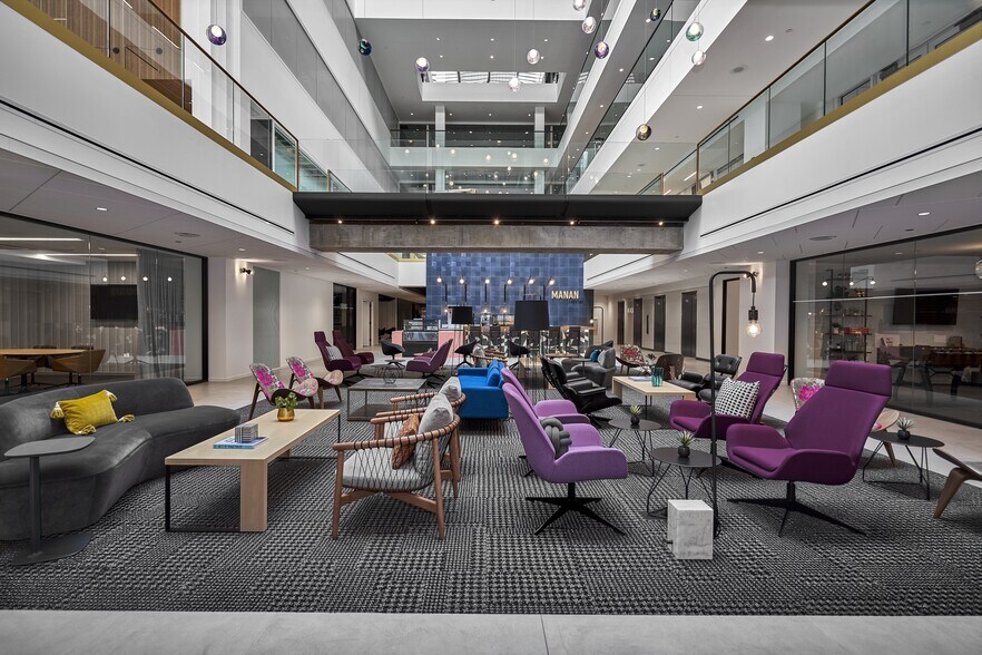 More Photos Of 263 Shuman Blvd, Naperville Office For Sale