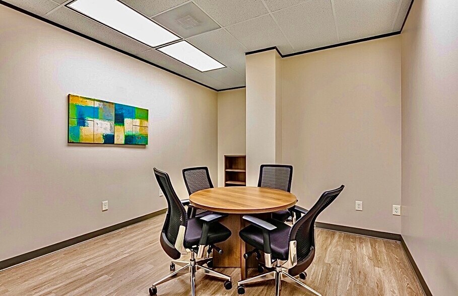 More Photos Of 616 FM 1960 Rd W, Houston Office For Sale