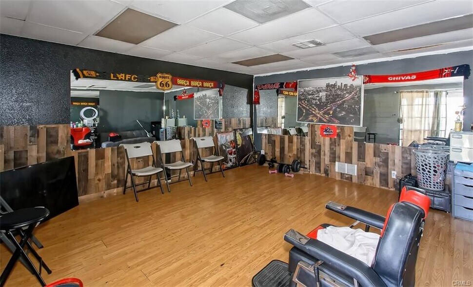 More Photos Of 15625 7th St, Victorville Loft Creative Space For Sale