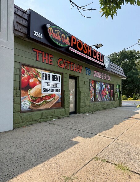 More Photos Of 3266 Merrick Rd, Wantagh Restaurant For Lease