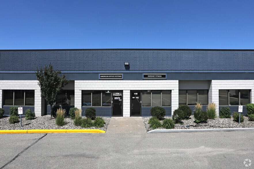 Primary Photo Of 2535 Pilot Knob Rd, Mendota Heights Showroom For Lease