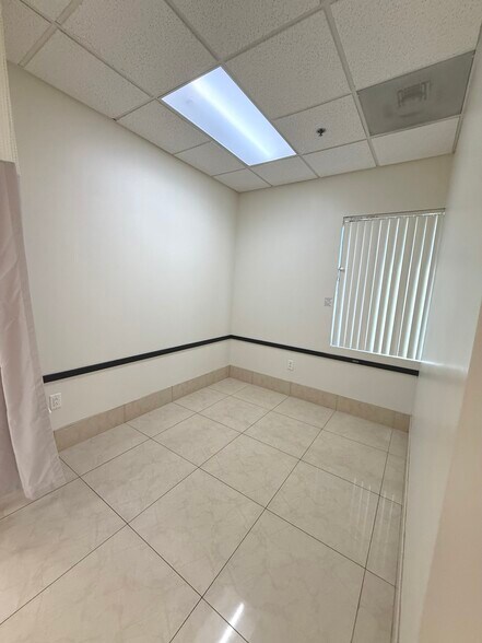 More Photos Of 1433 N Hollenbeck Ave, Covina Medical For Lease