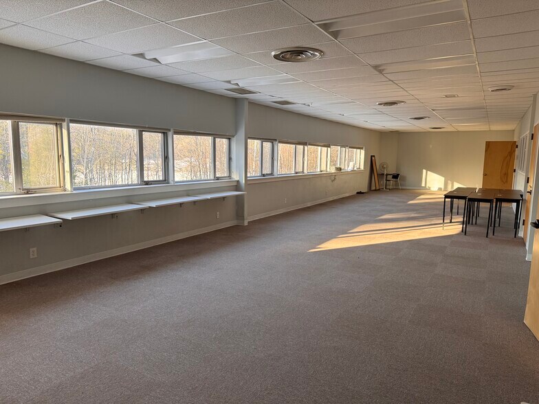 More Photos Of 99 Danville Corner Rd, Auburn Office For Lease