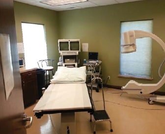 More Photos Of 613 W Lincoln Rd, Kokomo Medical For Sale