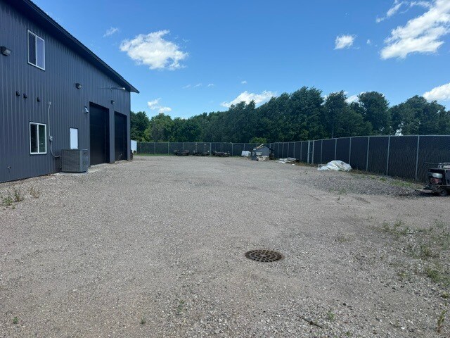 More Photos Of 16651 Polk St NE, Ham Lake Warehouse For Sale