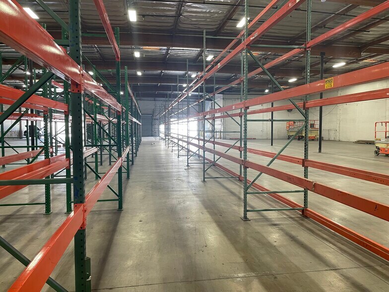 More Photos Of 6925 Atlantic Ave, Long Beach Warehouse For Lease