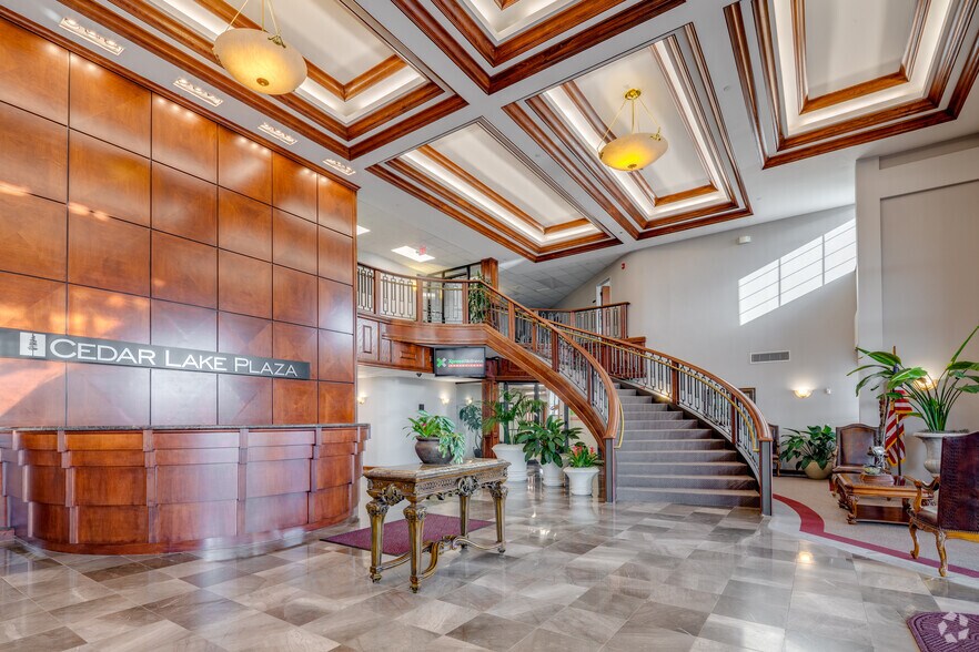 More Photos Of 701 Cedar Lake Blvd, Oklahoma City Office For Lease