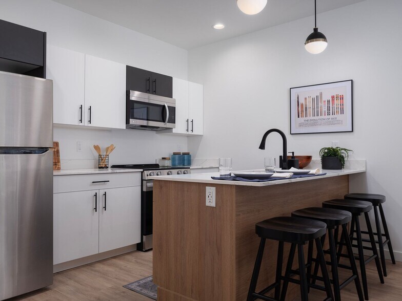 More Photos Of 100 E Homestead Dr, Victor Apartments For Sale