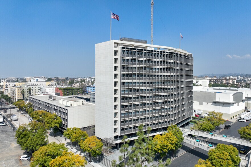 More Photos Of 1201 W 5th St, Los Angeles Office For Lease