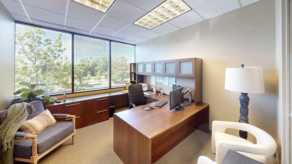 More Photos Of 5310 Maryland Way, Brentwood Office For Lease