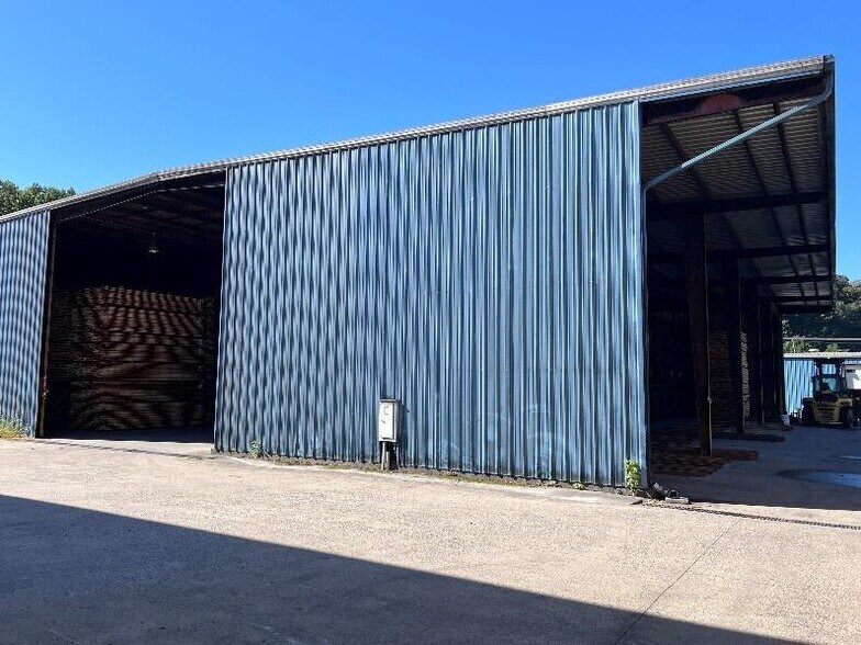 More Photos Of 203 NC-226, Marion Warehouse For Sale