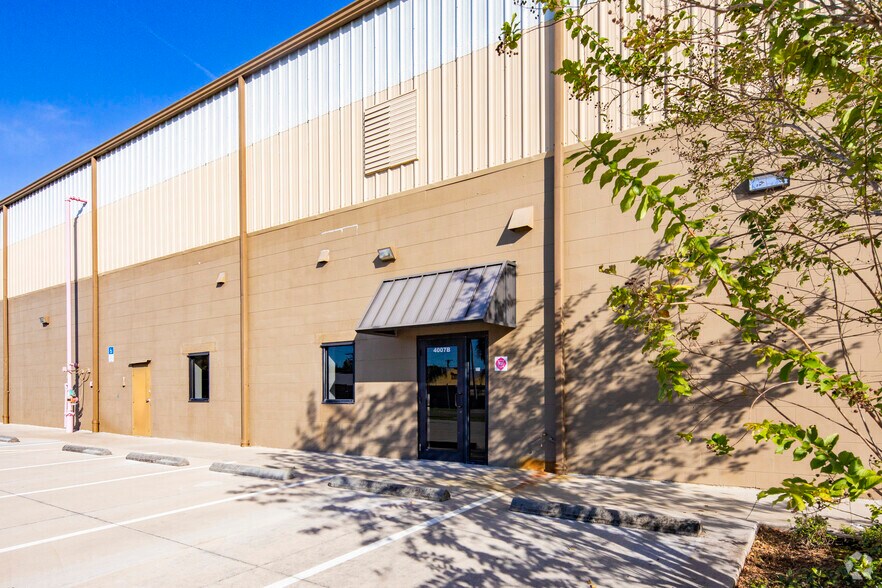 More Photos Of 4007 W Alva St, Tampa Warehouse For Lease