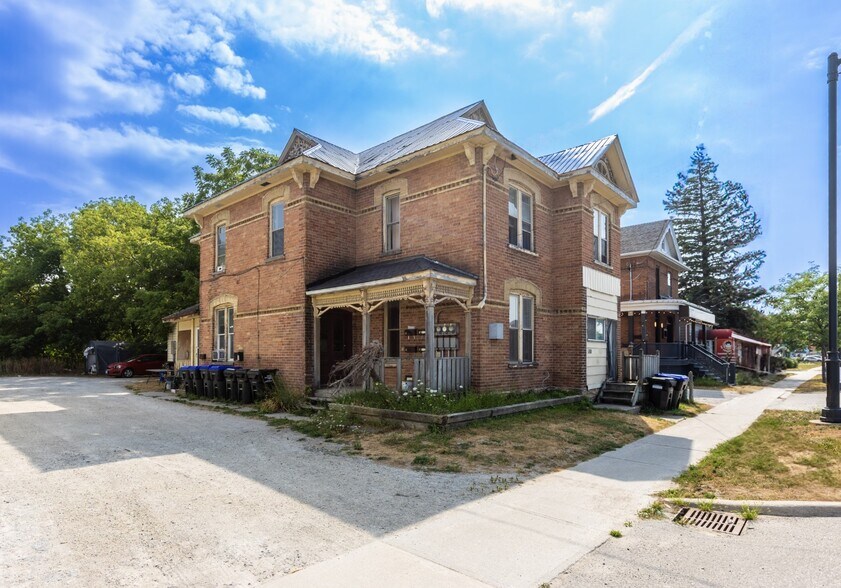 More Photos Of , Collingwood Unknown For Sale