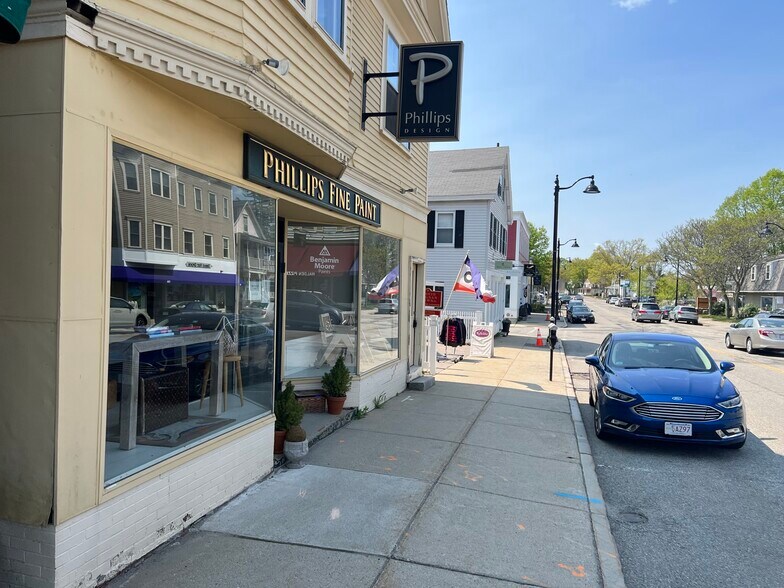 More Photos Of 95 Commonwealth Ave, Concord Storefront Retail Office For Sale