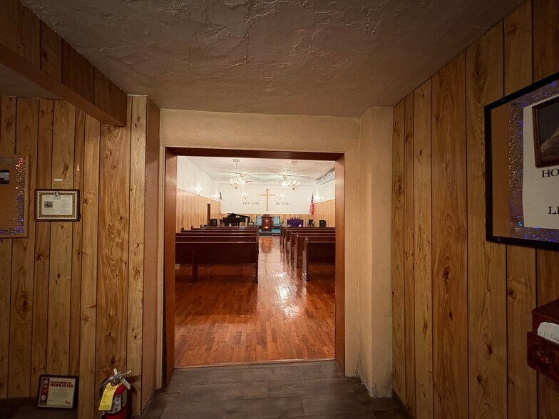 More Photos Of 230 Jackson St, Hope Religious Facility For Sale