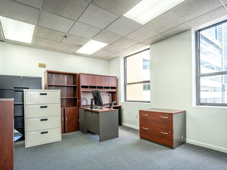 More Photos Of 168 SE 1st St, Miami Loft Creative Space For Lease