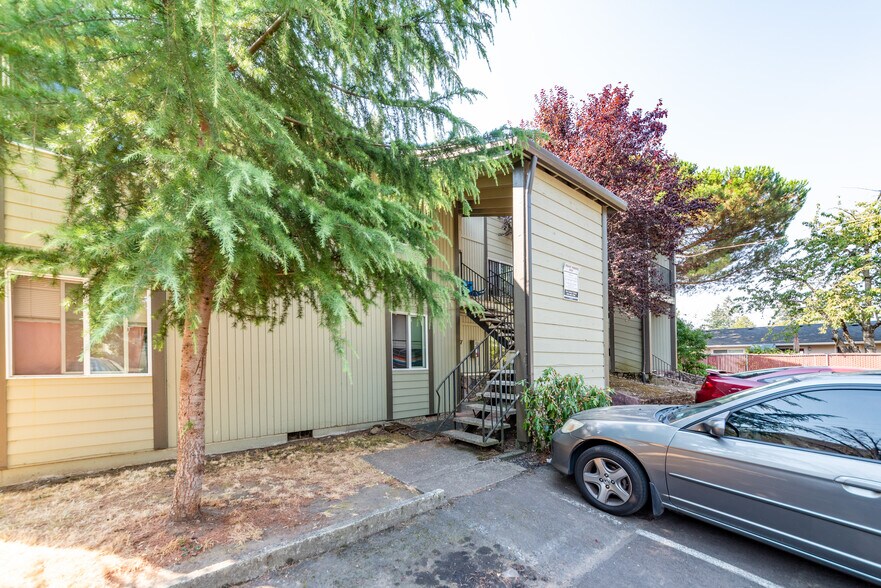 More Photos Of 13410 SE Powell Blvd, Portland Apartments For Sale