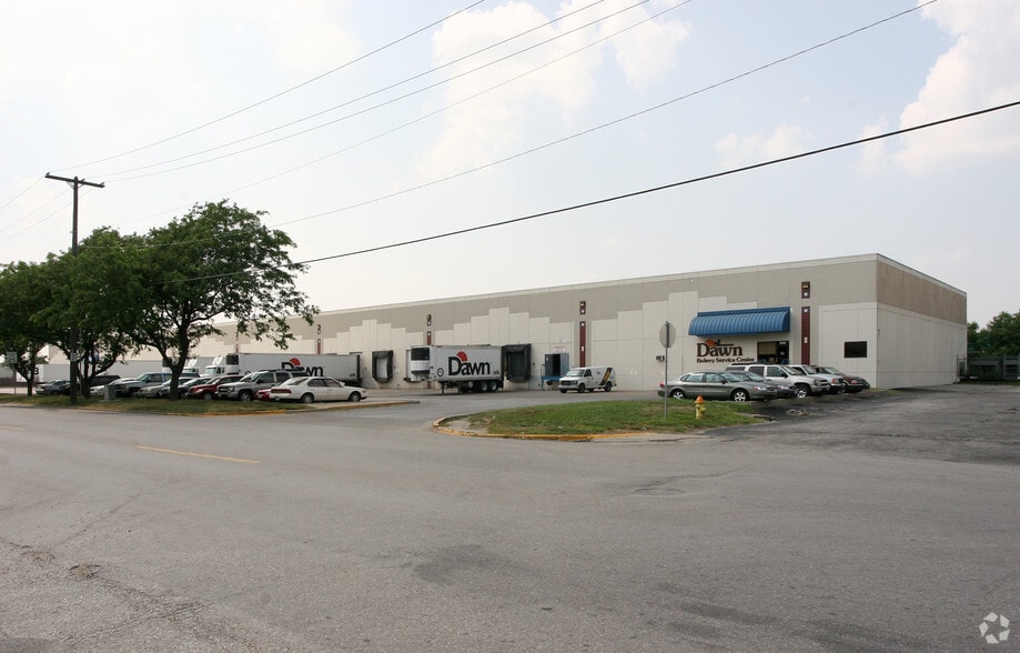 More Photos Of 414-522 E 16th Ave, North Kansas City Warehouse For Lease