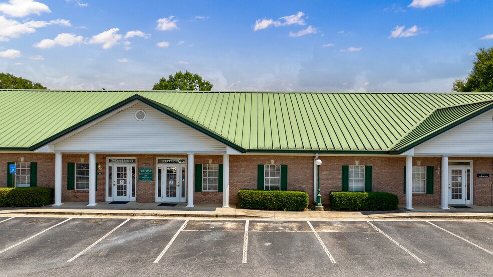More Photos Of 111 Lee Byrd Rd, Loganville Medical For Sale