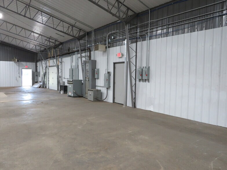 More Photos Of 9239 Atlantic Rd, Atlantic Manufacturing For Sale