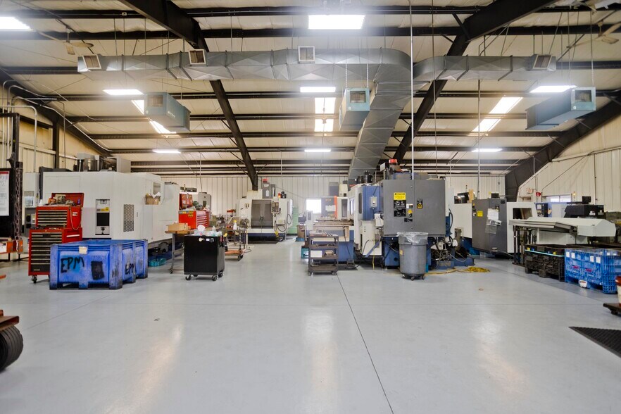 More Photos Of 16 Arthur St, Easthampton Warehouse For Sale