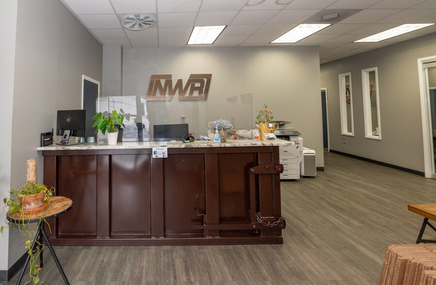 More Photos Of 2001 Windsor Ave, Baltimore Warehouse For Lease