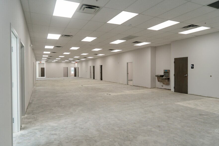 More Photos Of 3400 SW 20th St, Pembroke Park Warehouse For Lease