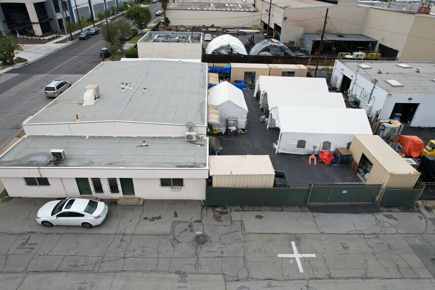 More Photos Of 1621-1623 W Gladstone St, Azusa Warehouse For Sale