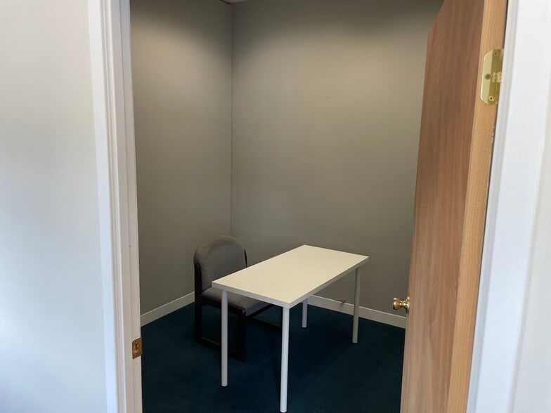 More Photos Of 4865 Arthur Kill Rd, Staten Island Warehouse For Sale