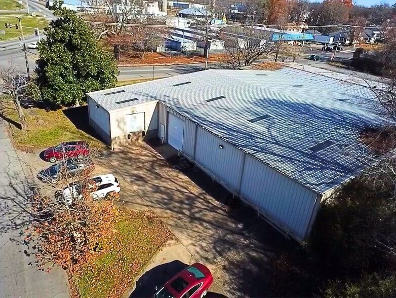 More Photos Of 600 S Plum St, Pine Bluff Warehouse For Lease