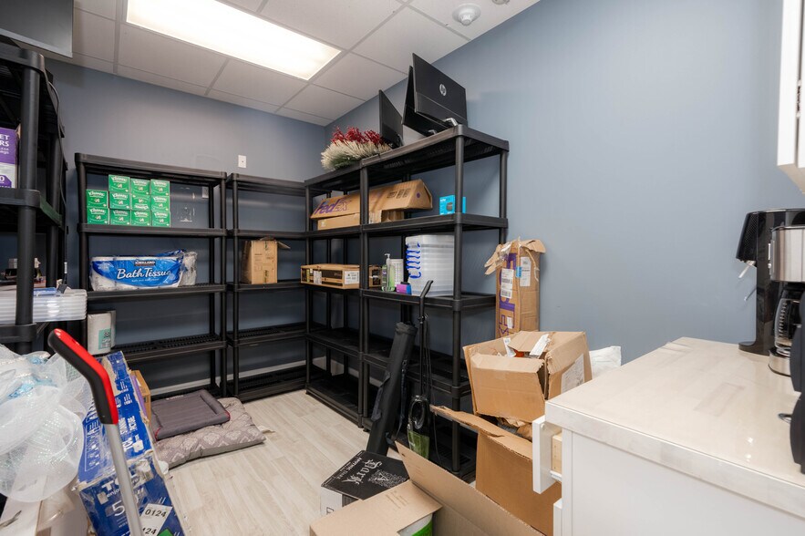 More Photos Of 3901 Mary Eliza Trce NW, Marietta Medical For Lease