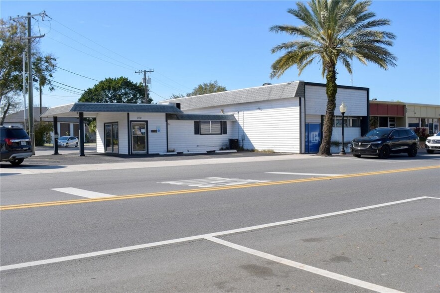 Primary Photo Of 212 Main St, Auburndale Flex For Sale