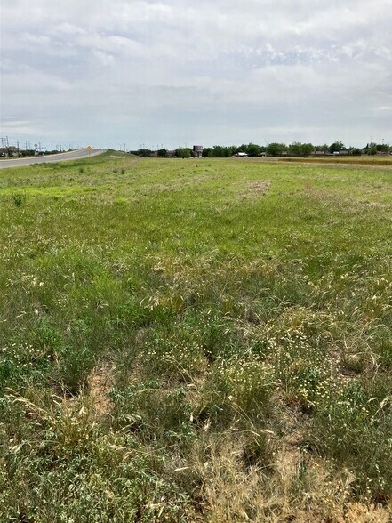 More Photos Of 1802 Interstate 27, Plainview Land For Sale