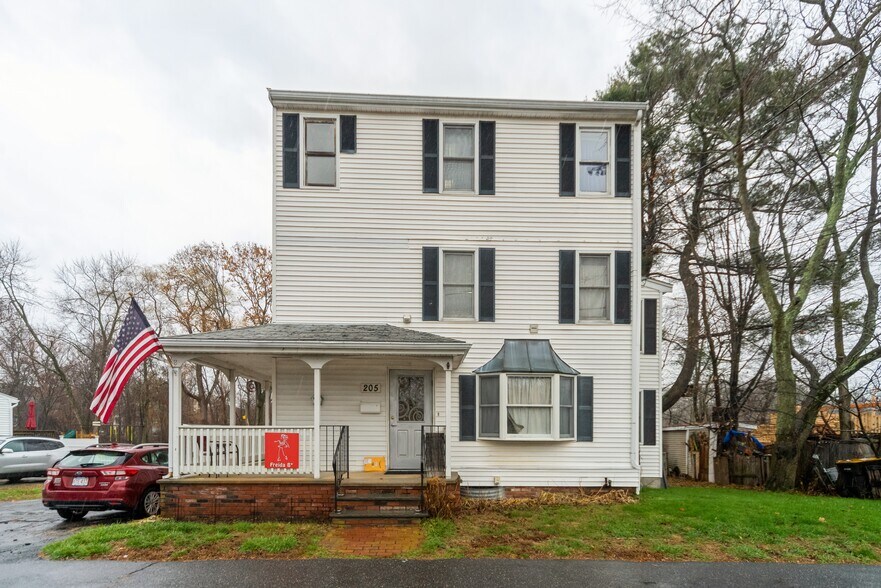 Primary Photo Of 205 Walnut St, Framingham Office Residential For Sale