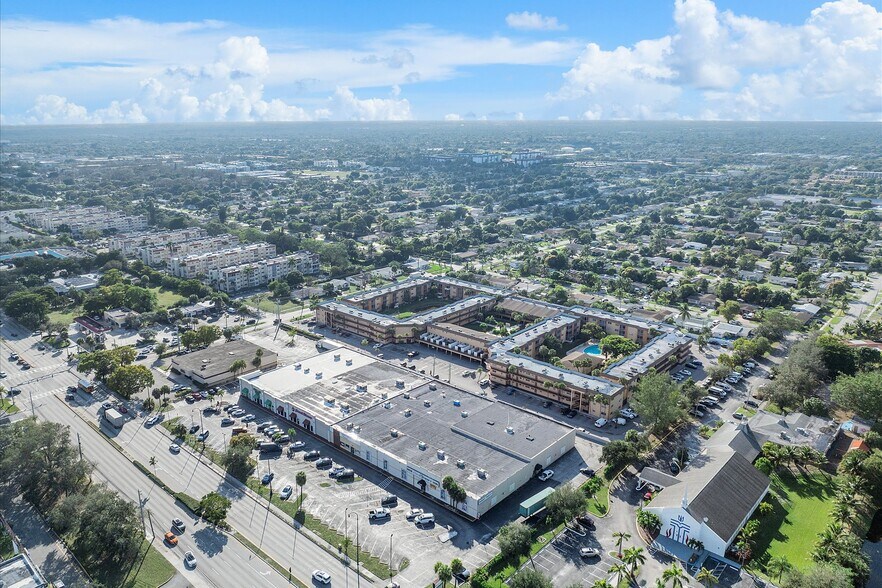 More Photos Of 2601-2699 N State Road 7, Lauderhill Unknown For Lease