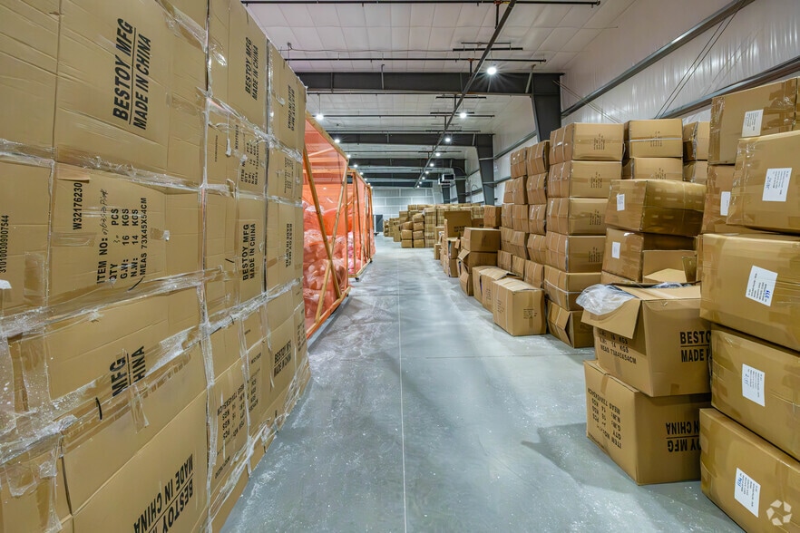 More Photos Of 1 Industrial Ct, Freehold Industrial For Lease