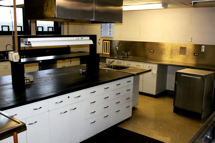 More Photos Of 860 Summit St, Elgin Medical For Lease