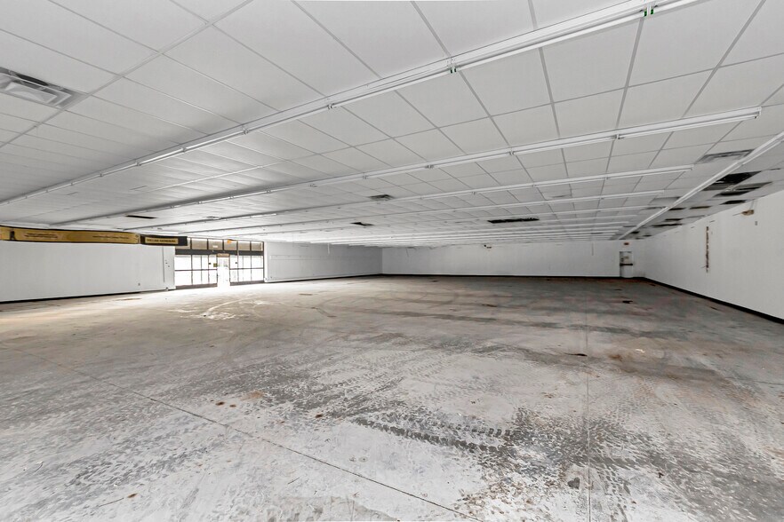 More Photos Of 3939 Choctaw Dr, Baton Rouge Freestanding For Lease