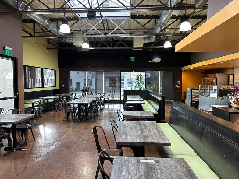 More Photos Of 9225 Las Tunas Dr, Temple City Storefront For Sale