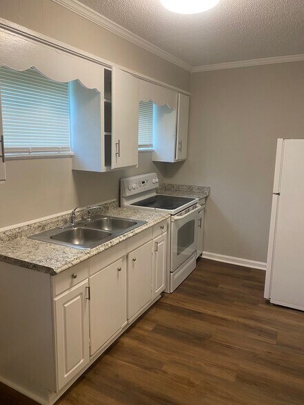 More Photos Of 3950 S Dixie Rd, Dalton Apartments For Sale