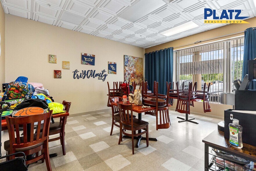 More Photos Of 231-239 Main Ave SW, Warren Storefront For Sale