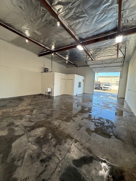 More Photos Of 11015 Rush St, South El Monte Warehouse For Lease