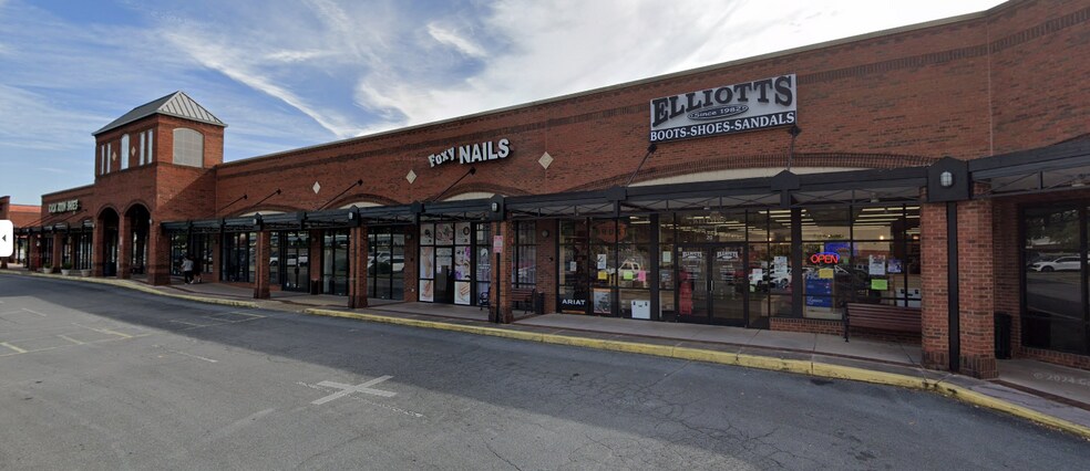 More Photos Of 1001 Market St, Dalton Unknown For Lease