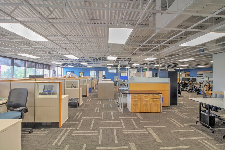 More Photos Of 5335 Sterling Dr, Boulder Research And Development For Lease