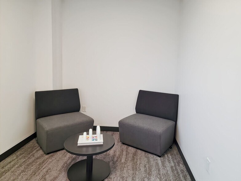 More Photos Of 4848 S 76th St, Milwaukee Coworking Space