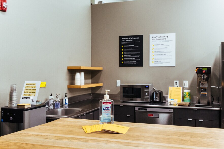More Photos Of 300 NW 14th Ave, Portland Coworking Space