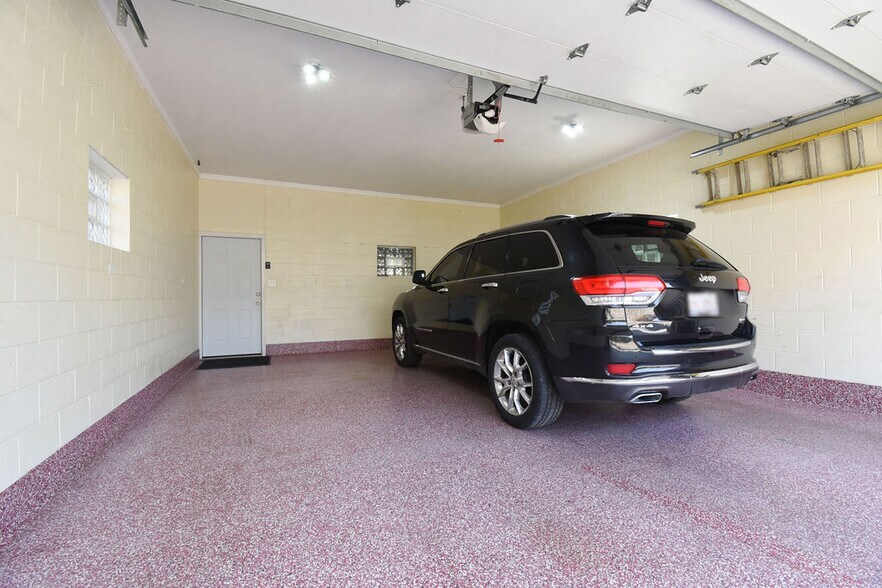 More Photos Of 1828 S Peoria St, Chicago Multifamily For Sale
