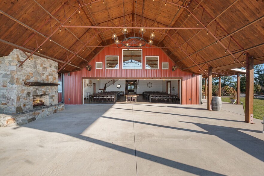 More Photos Of 6572 Burkemont Rd, Morganton Specialty For Sale